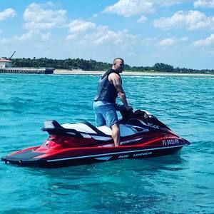 Meet your Posher, Chris